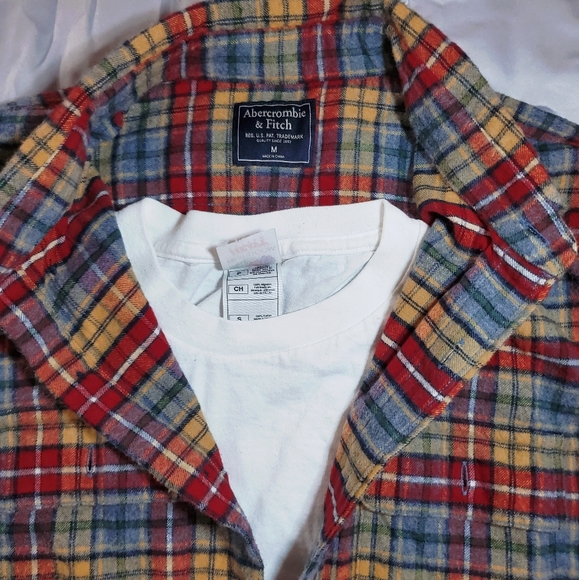 ⭐Host Pick-Abercrombie & Fitch Soft Flannel Plaid Shirt- Size M- Rare - Picture 4 of 16